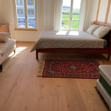 Boutique Apartment *