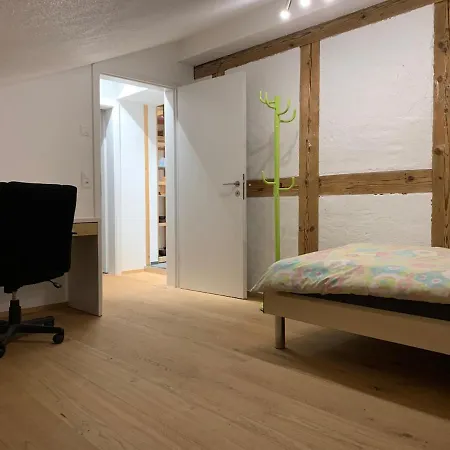 Boutique Apartment *